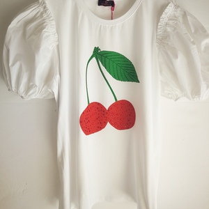 T-Shirt con ciliege